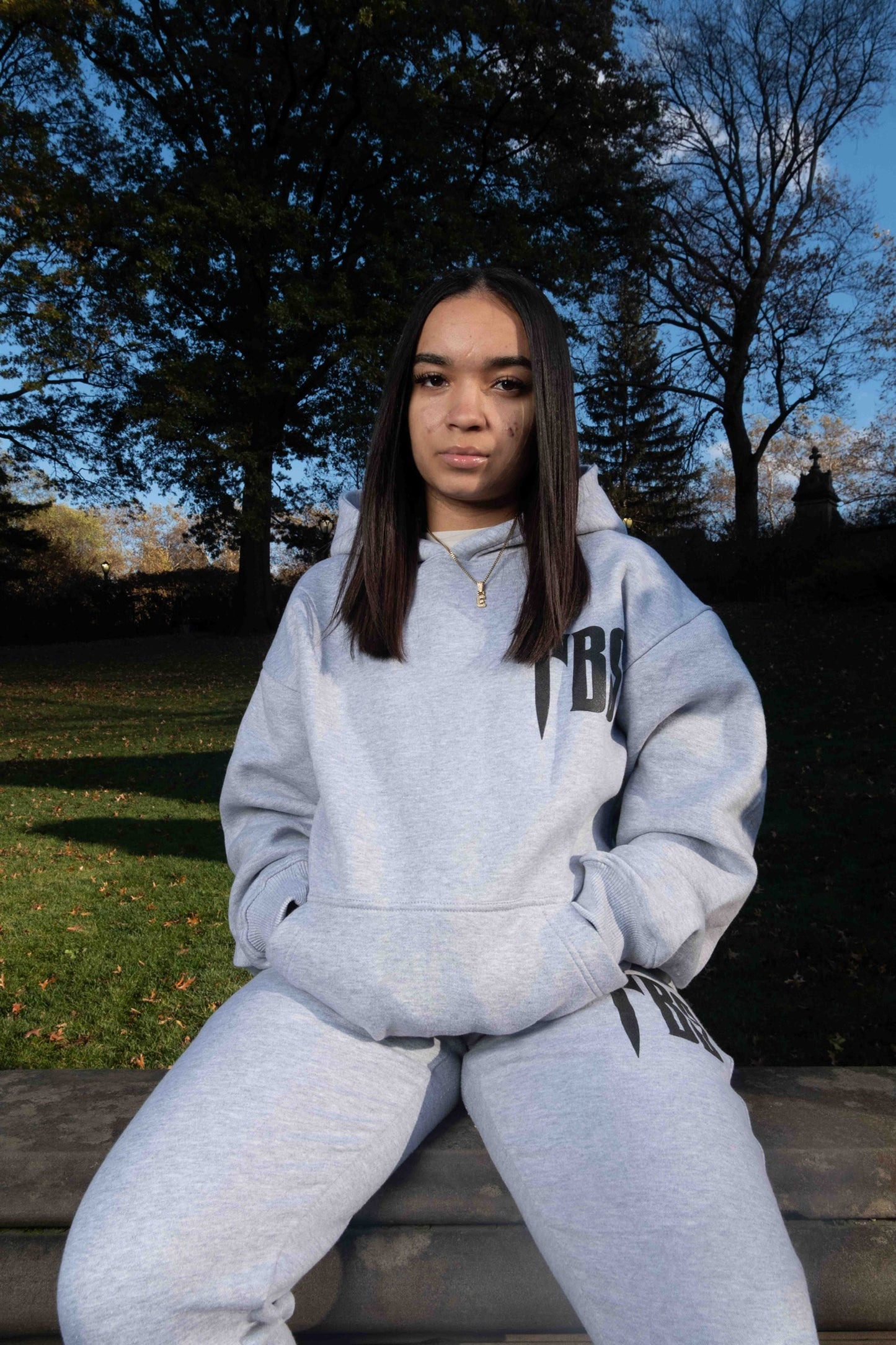 GREY TBS SWEATSUIT