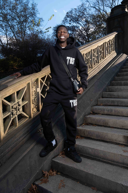 BLACK TBS PULLOVER SWEATSUIT