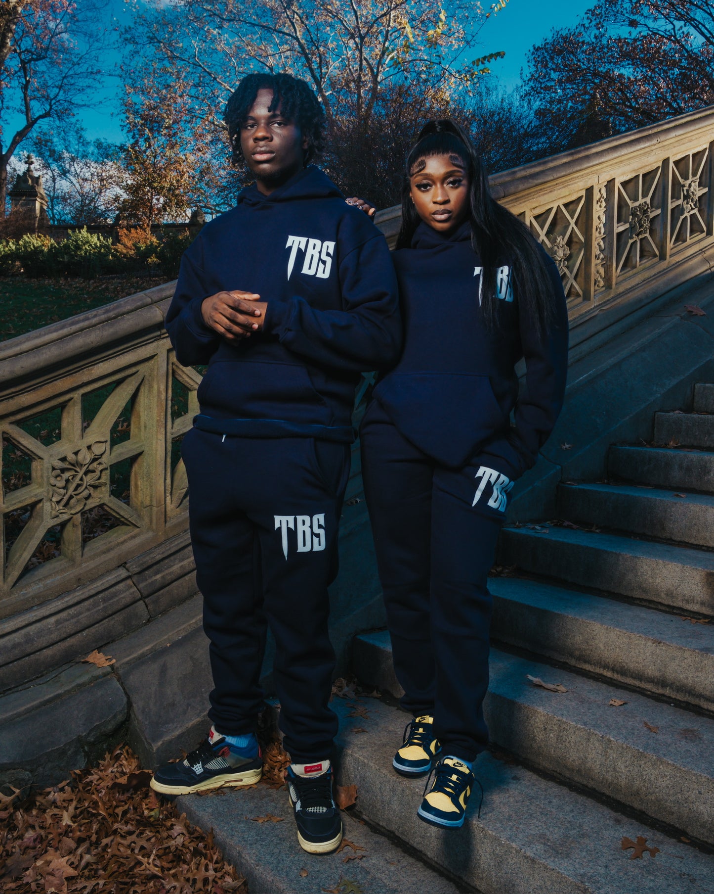 NAVY BLUE TBS PULLOVER SWEATSUIT