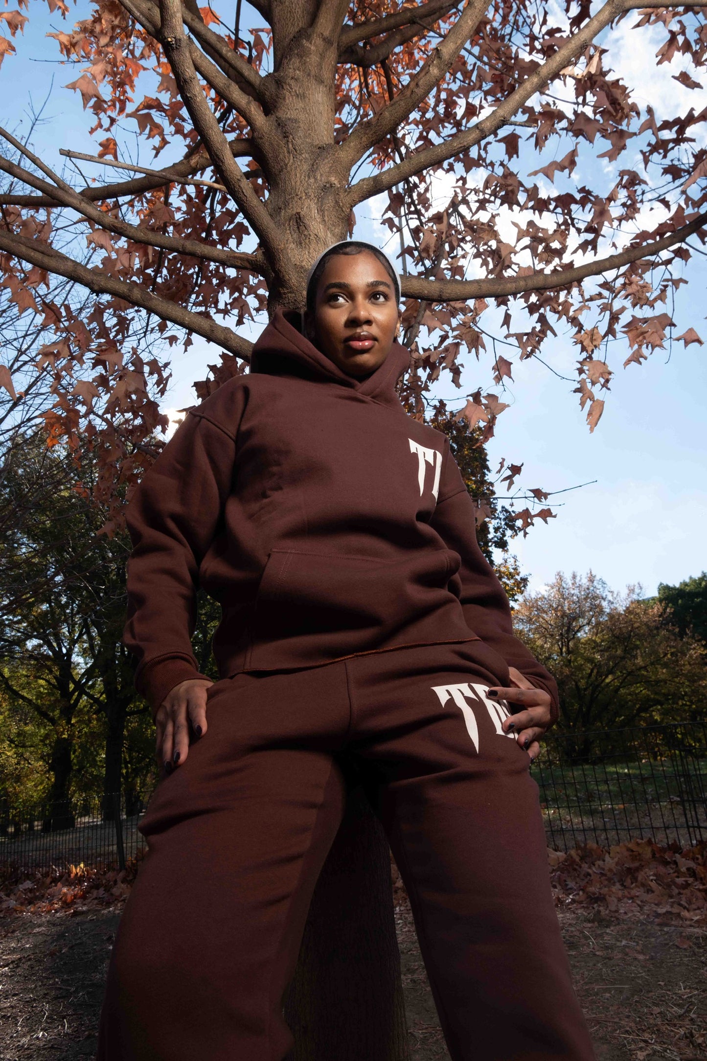 BROWN TBS PULLOVER SWEATSUIT